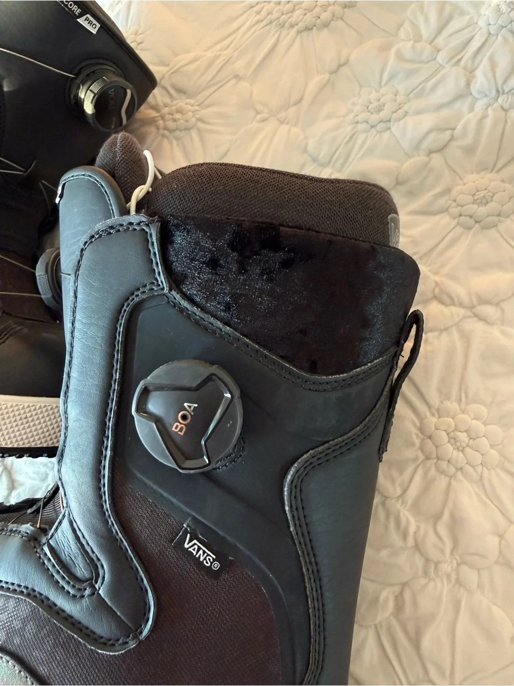 Vans Ultracush Snowboard Boots